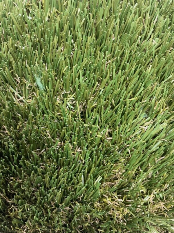 9600 Landscape Turf with beige Thatch 92 oz. $ 1.59sq/ft